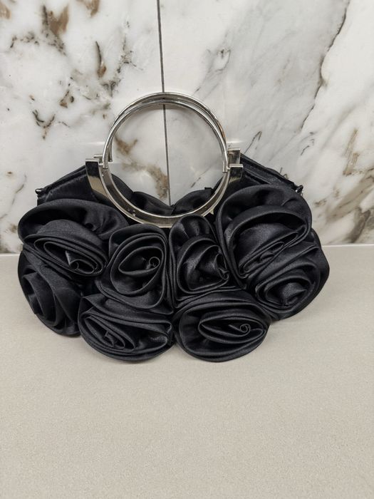 Елегантни черни клъчове