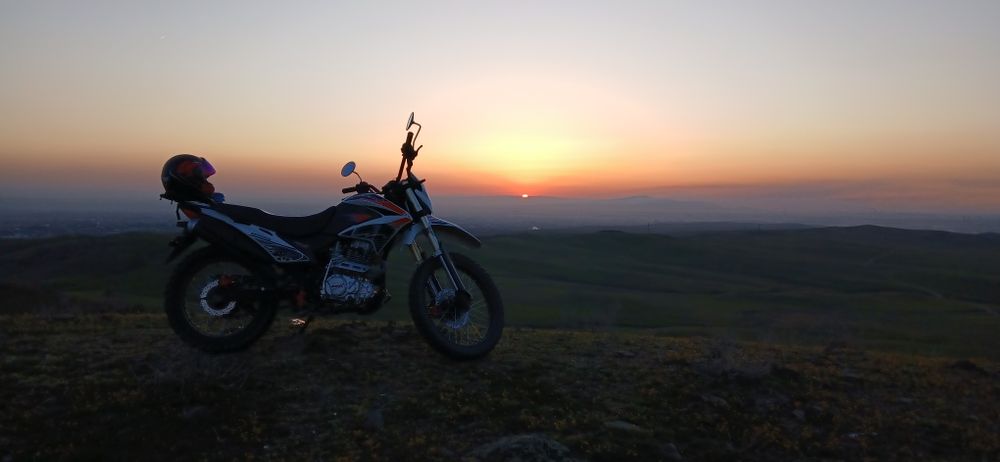 Успел поехал звоните по номеру