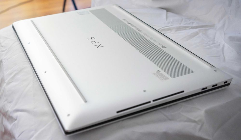 XPS 15 9520 RTX 3050ti, 64Gb ram, 512 SSD, 2TB SSD Samsung 980 Pro