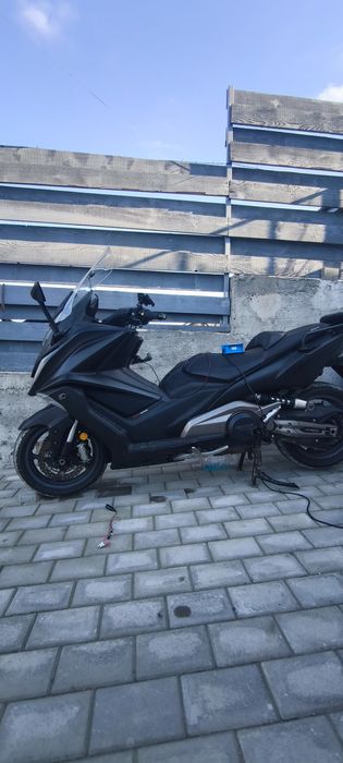 Kymco AK 550 Maxi-Scooter