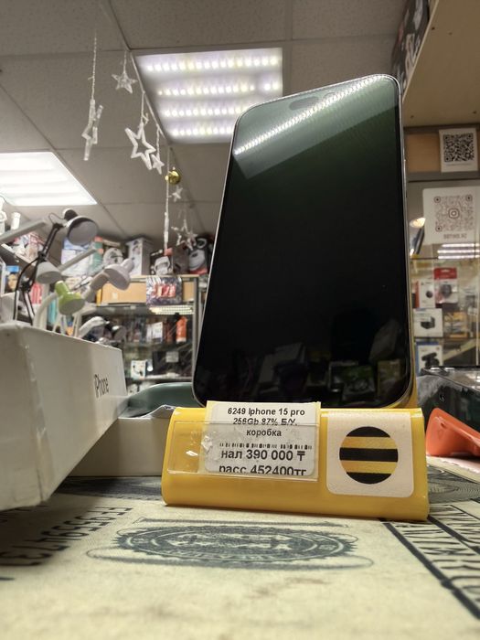 Iphone 15 pro 256gb 87% акб
