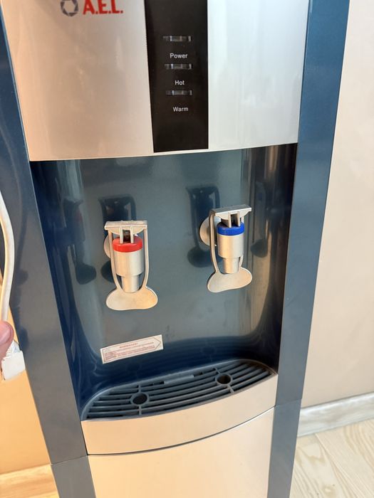 Куллер для воды