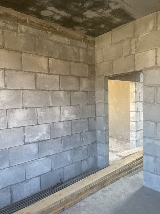 Продам дом 240 м2 на 15 сотках