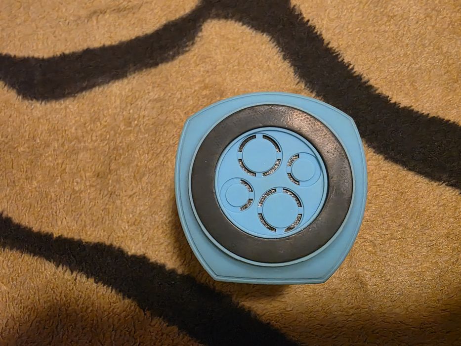 Boxa pentru ascultat muzica