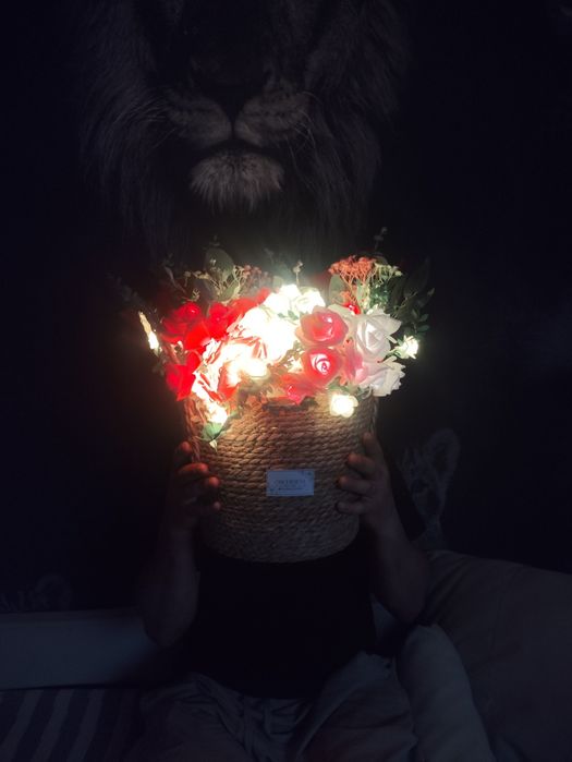 Розы ручной работы.