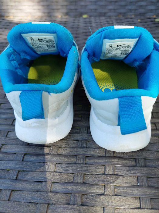 Adidasi Nike copii