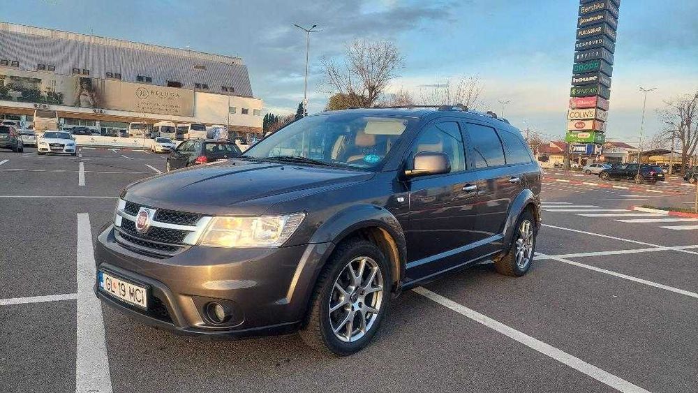 VAND FIAT FREEMONT 2015 Versiunea cu cel mai bun echipamet, IMPECABILA MASINA