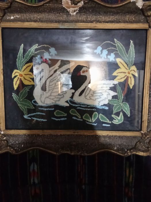 Tablouri cusute manual