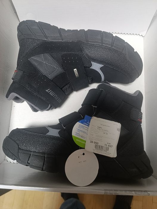 Ботинки новые зимние 40 размер