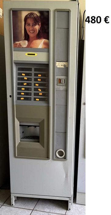 кафемашина Зануси Спацио 4 броя и Зануси Венеция ЛХ, Zanussi Venezia Lx кафеавтомат вендинг, Zanussi Spazio vending