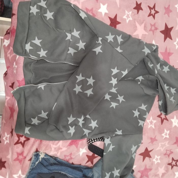 Кофточка со звёздами