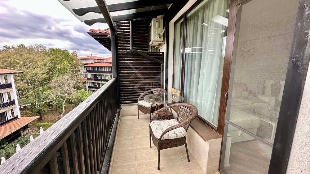 Продава се Тристаен апартамент в Приморско - 111 кв.м за 946 €/кв.м - Снимка #2