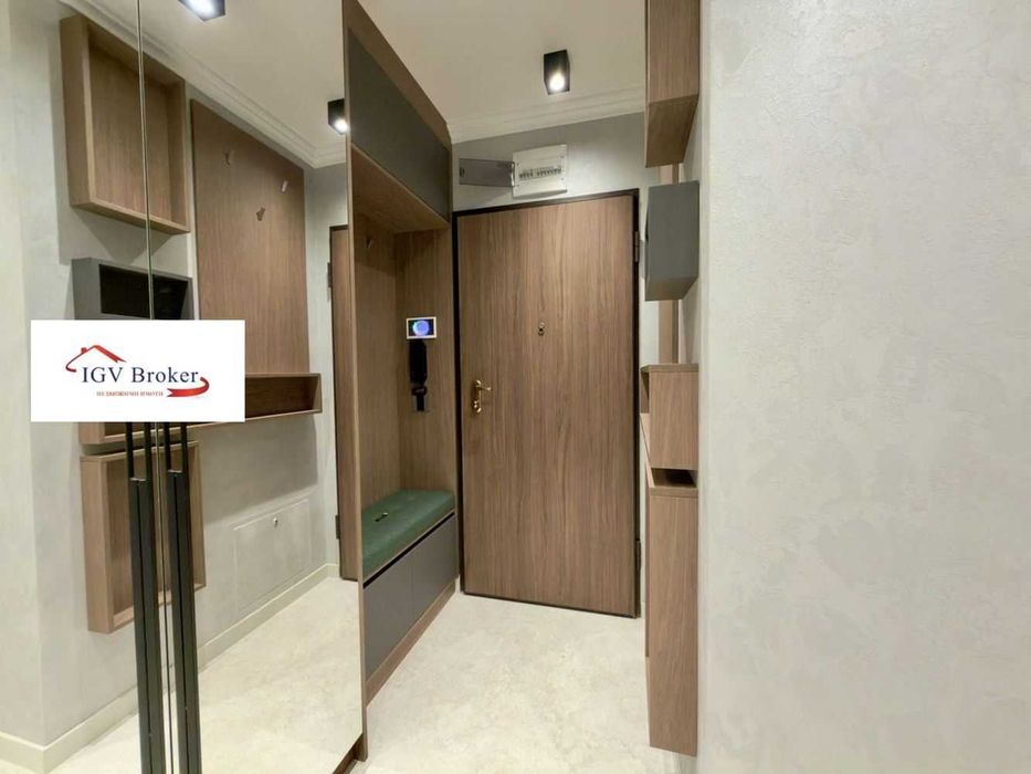 Дава се под наем Тристаен апартамент в София, Люлин 10 - 91 кв.м за 918 € - Снимка #7