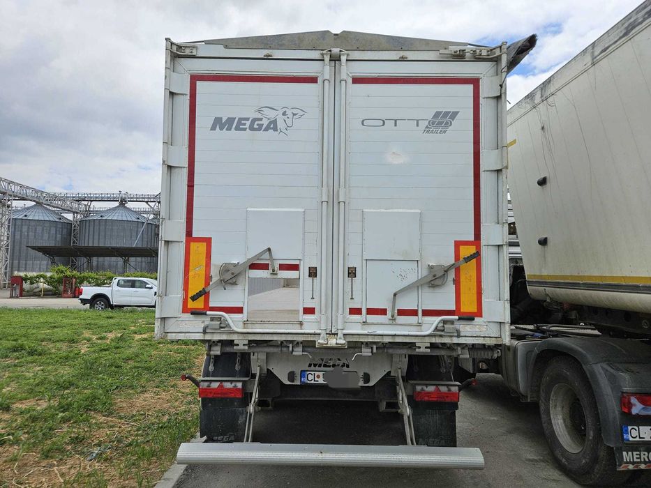 Semiremorca MEGA LIGHT 2022