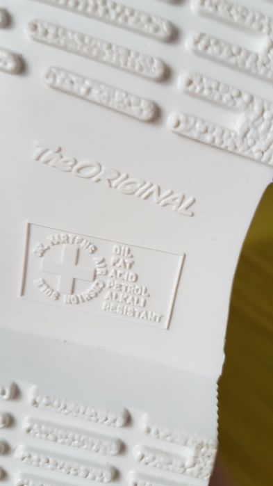 Нови оригинални кубинки Dr.Martens