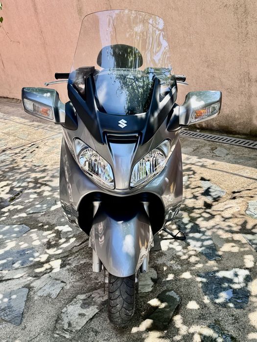 Suzuki Burgman 650 Executive ABS inmatriculat recent