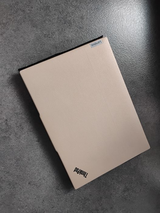 Laptop Lenovo - Intel Ultra 5 - 24GB - LTE - 5G - Arc Xe