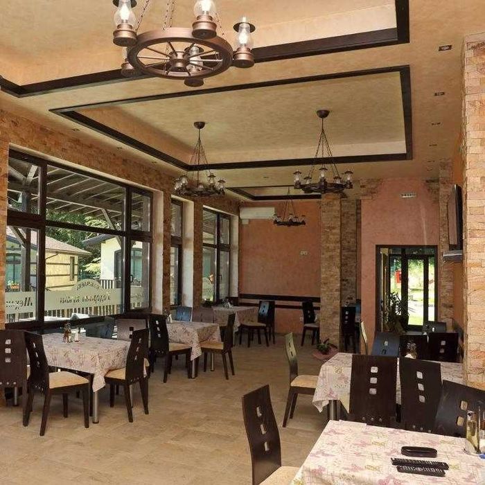 Продавам Хотелски Комплекс "Тодорини Кукли"