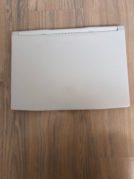 Лаптоп MSI Sword 15 A11UC