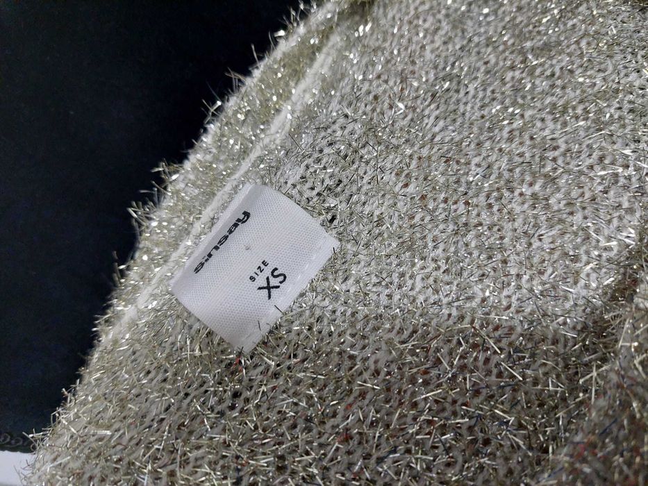 Pulover AURIU sclipitor genial de Revelion/craciun si alte ocazii