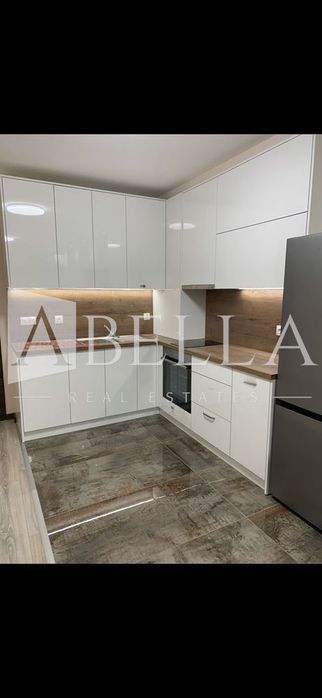 Дава се под наем Тристаен апартамент в София, Овча купел - 100 кв.м за 765 € - Снимка #2