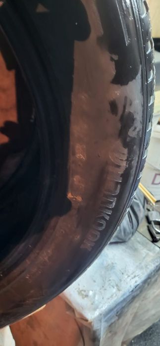 Vând cauciucuri 235/55/19 M+S iarna