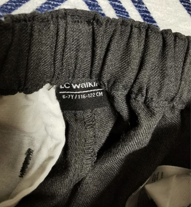 Pantalon baieti 6-7 ani