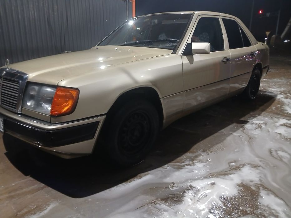 Мерседес бенз Е230
