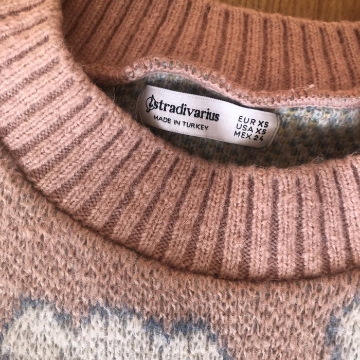 Пуловер с планини