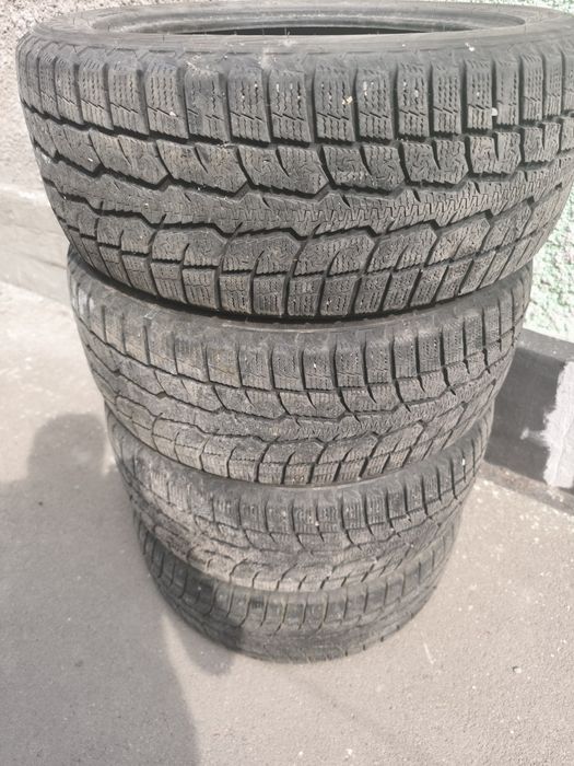 Шины toyo 215,55,17