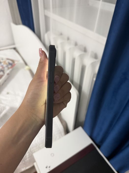 Iphone 13 в хорошем состоянии