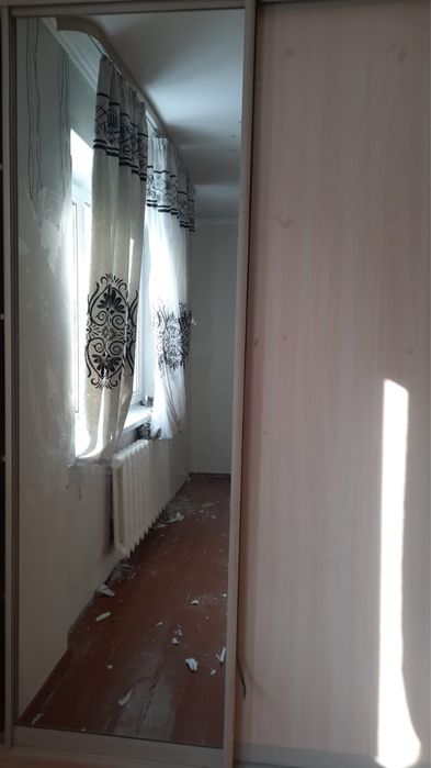 Шкаф для одежды, шифоньер