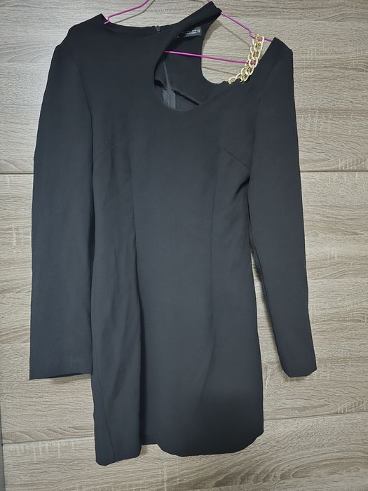 Черна къса рокля Zara