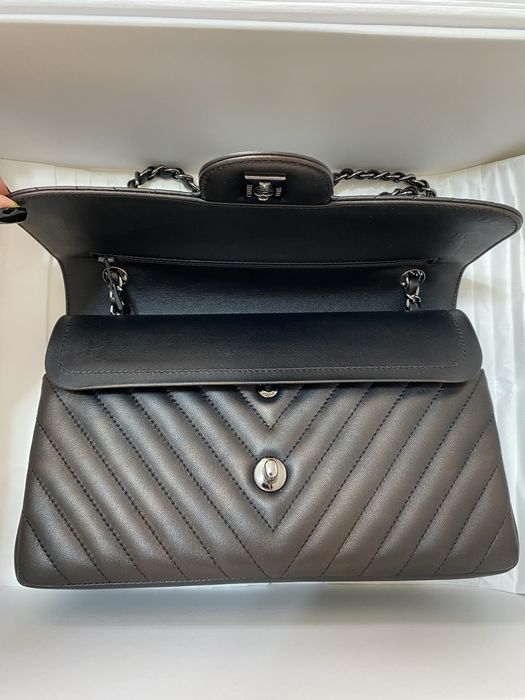Vând geanta chanel
