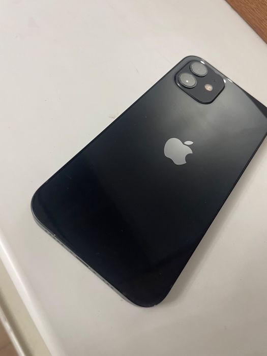 iPhone 12 отличное состояние
