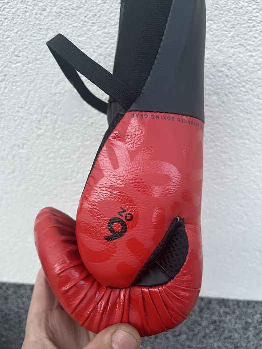 Casca, manusi si protectie tibie