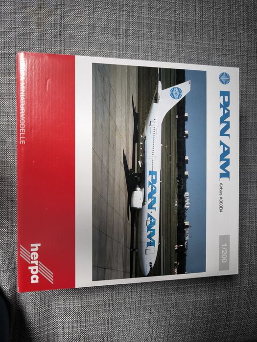 Herpa Wings модел Самолет Airbus A300B4