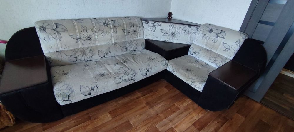 Продам угловой диван