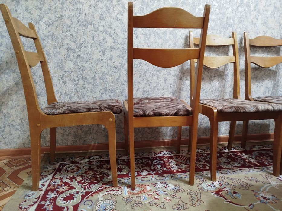 Стулья бывшие в употреблении