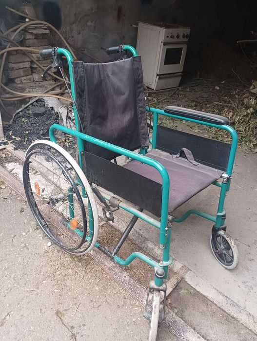 Инвалидная коляска