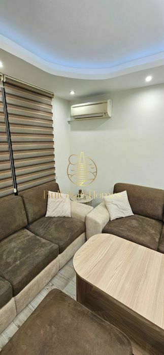 Дава се под наем Двустаен апартамент в Варна, Левски - 78 кв.м за 698.19 € - Снимка #1