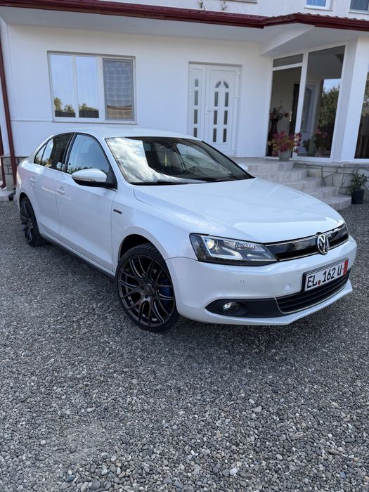 VOLKSWAGEN Jetta 2014 — imagine 2