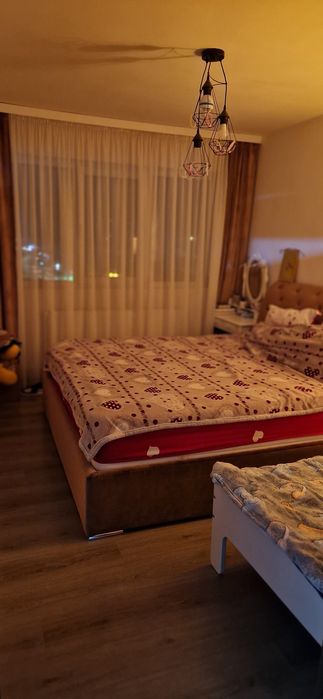 Vand Apartament 2 camere 55 mp CENTRAL
* complet utilat și mobilat direct proprietar