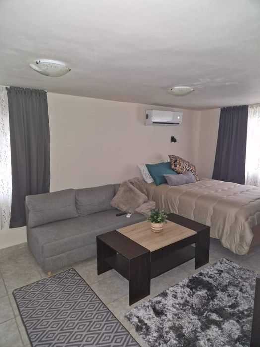 Едностаен Апартамент във Въстанически