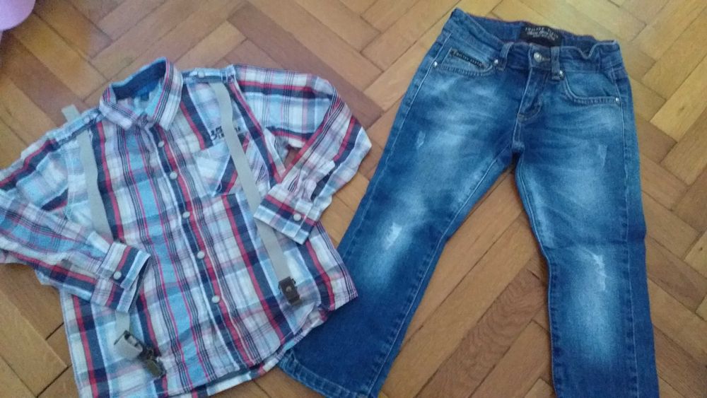 Фирмени костюми обличани само веднъж за момче цена за брой -28-40лв.