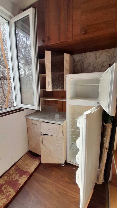 Sheriklikka kvartira bor bolla olinadi sharoiti yaxshi