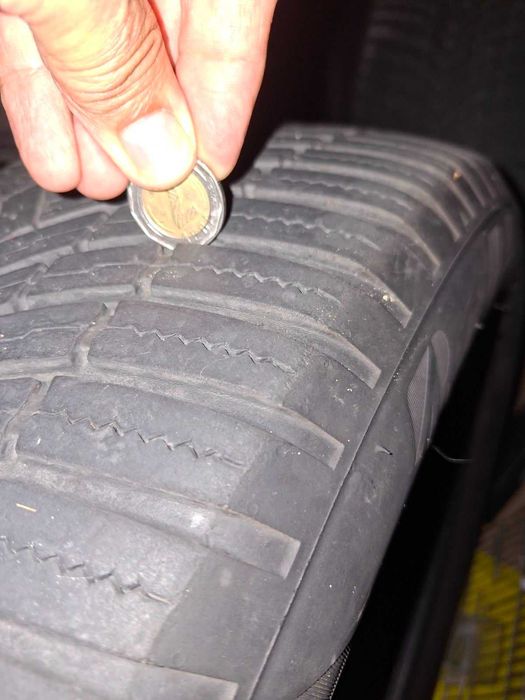 ГУМИ BRIDGESTONE 235/55/18    104V