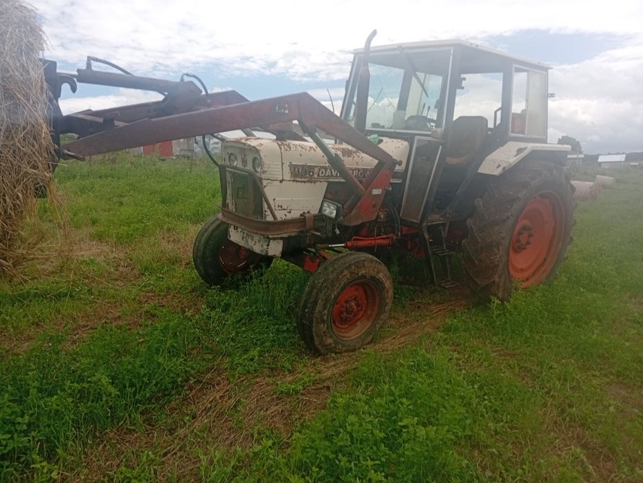 Tractor de vanzare