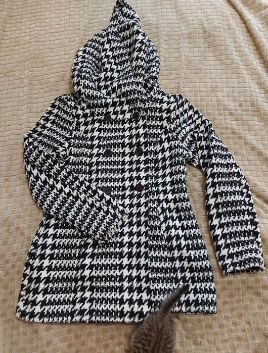 Продам пальто размер 44