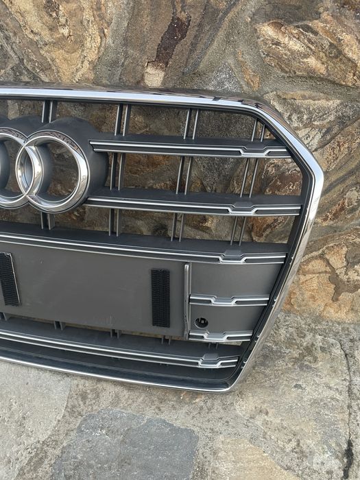 Grila central Audi S6 C7.5